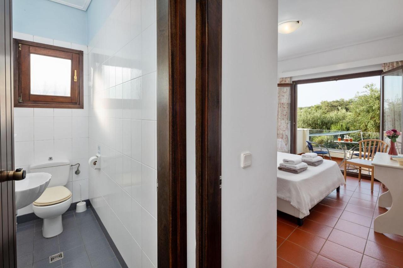 Villa Lianolia Peritheia Esterno foto