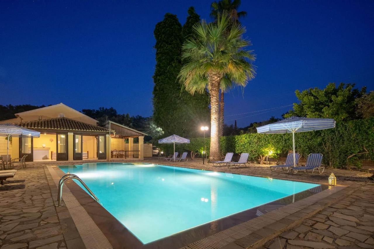 Villa Lianolia Peritheia Esterno foto